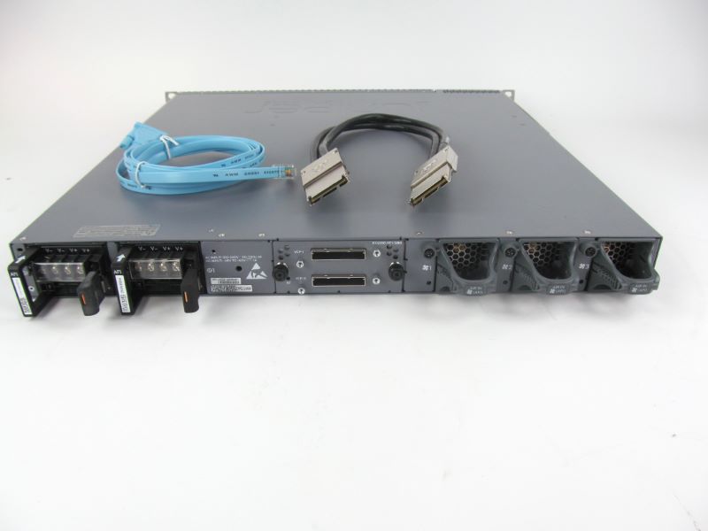 Juniper EX4550-32F-DC-AFI 32-Port 1/10GbE SFP+ Switch,EX4550-VC1-128G,2x Pwr