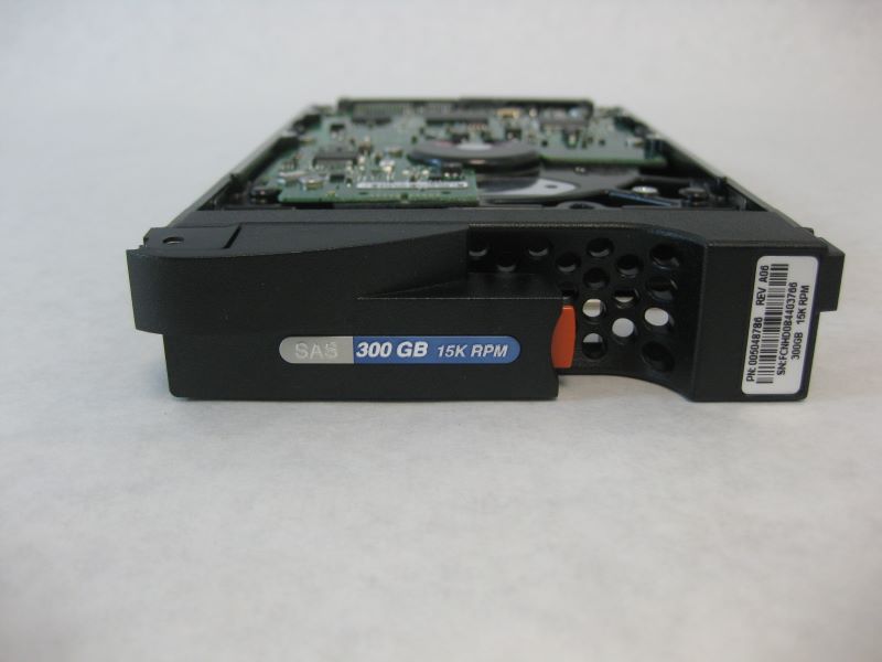EMC AX-SS15-300